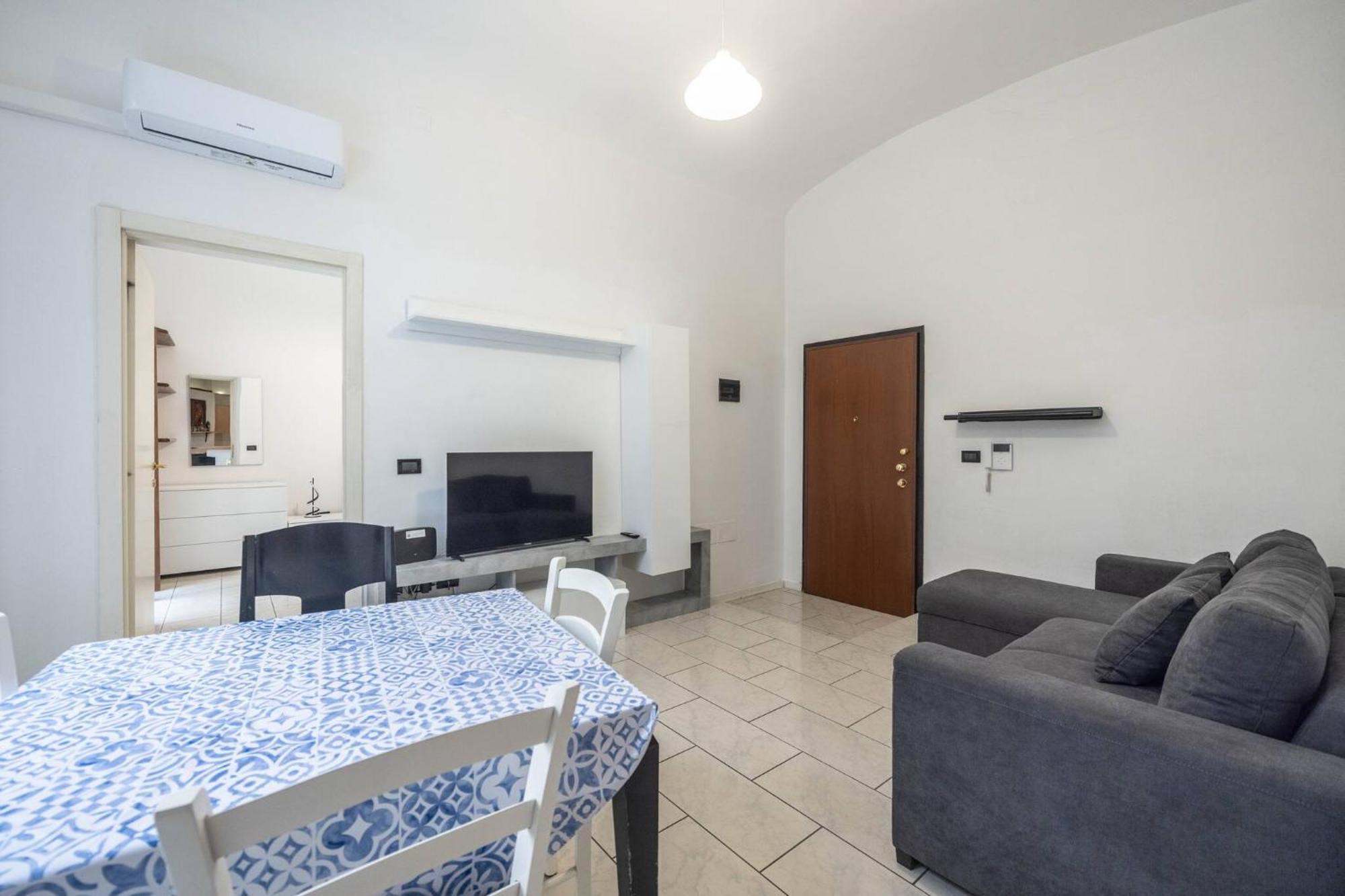 Appartamento con 2 Camere da Letto