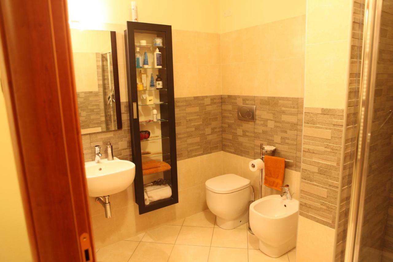 Studio Apartment,853950902:JPEG