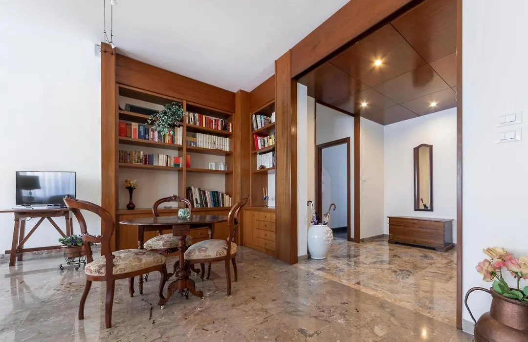 Getthekey Silvani Apartment-1