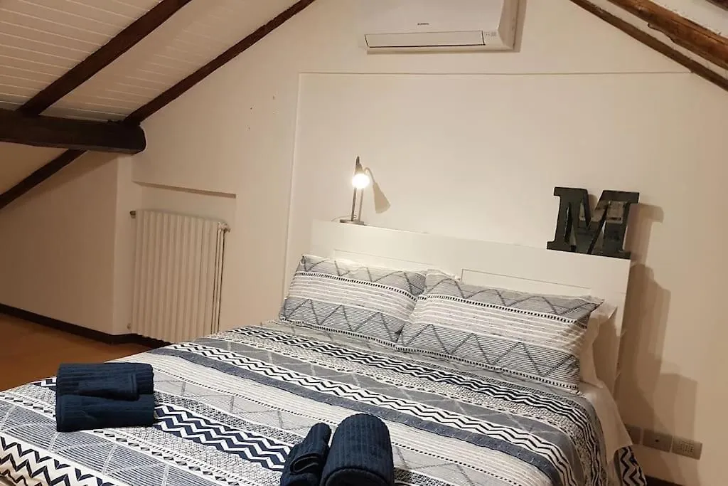 Casa Marzia - Vicino a Sant'Orsola e centro città, silenzioso e accogliente-1