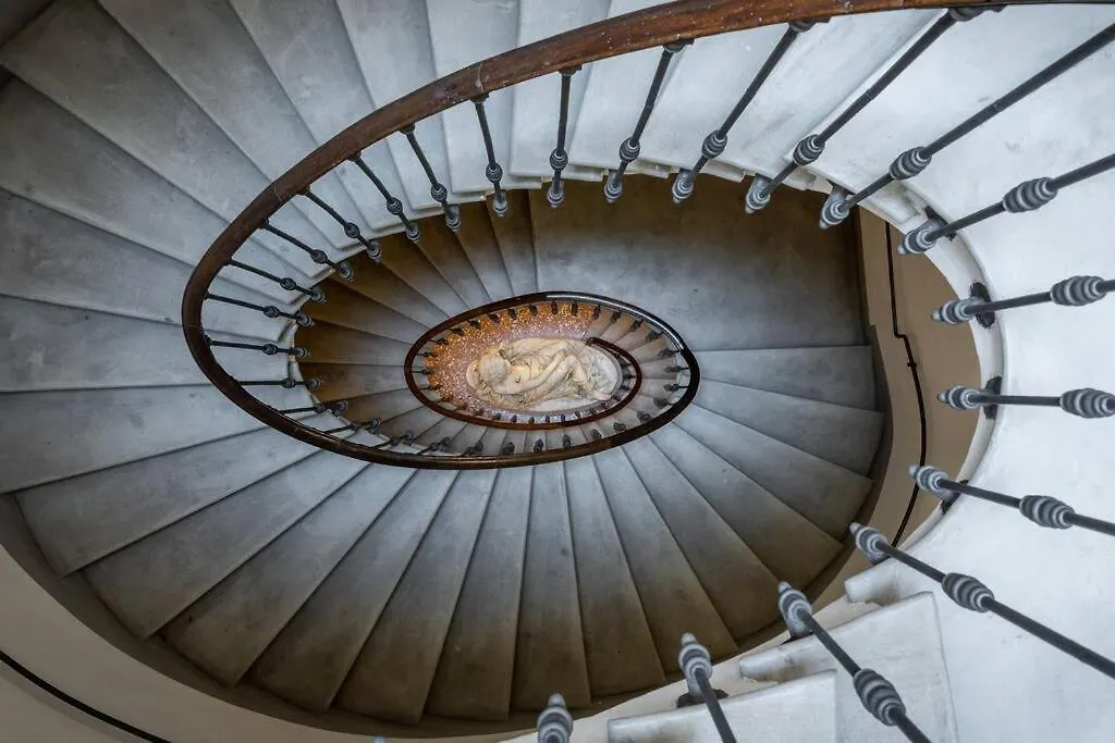 Deliziosa Casa nel Centro di Bologna Palazzo Storico Zambeccari-1