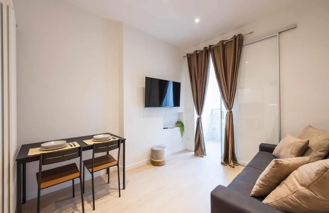 Camonia Luxury Free Parking 2Km Da Bologna-1