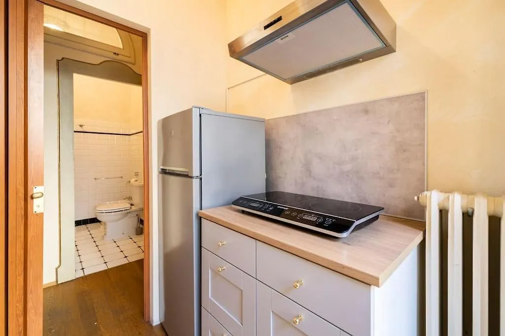 Appartamento elegante e centrale La Foglia D'Oro-1