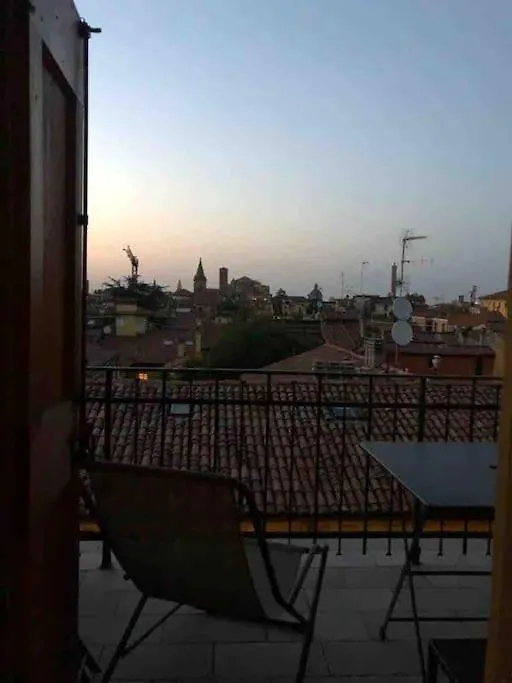 Romantic Attic Room With Panoramic View-1