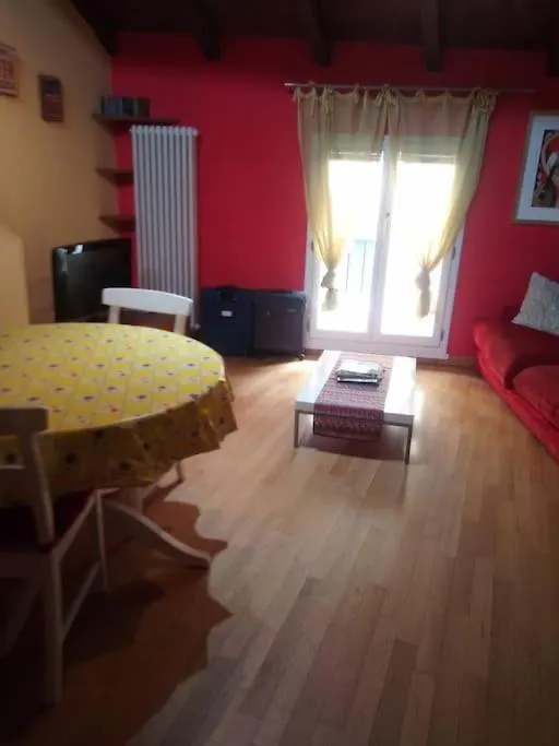 Mansarda nel cuore di Bologna-1