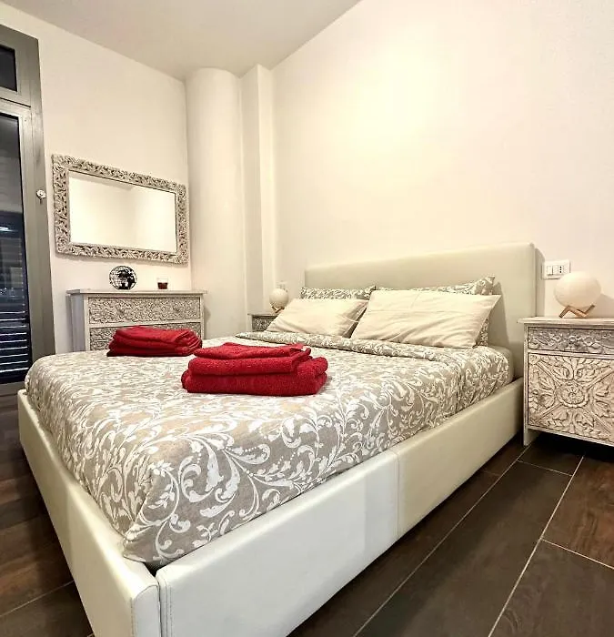 Axi House-1