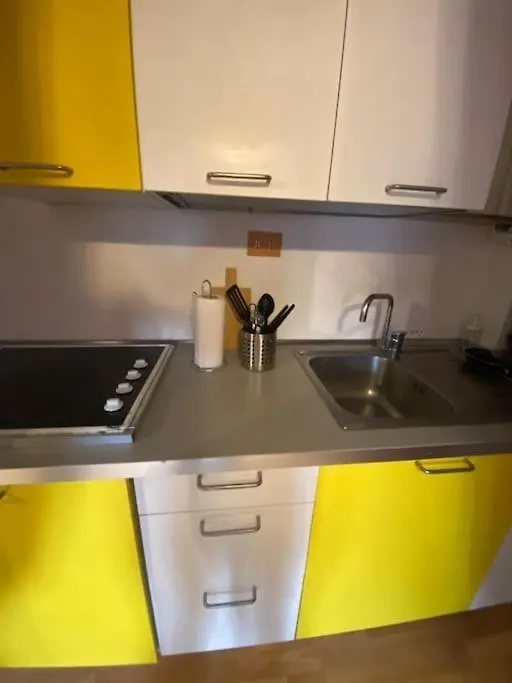 SpazioViola appartamento intimo boho style uno spazio magico per l'energia che si respira in un palazzo della vecchia Bologna Qui nulla è perfetto ma tutto racconta No Wi-Fi No aria condizionata-1