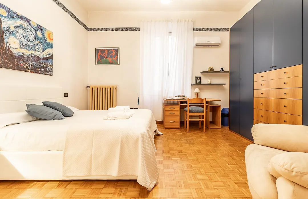 Spacious Apt With Kitchenette, Near Piazza Maggiore-1