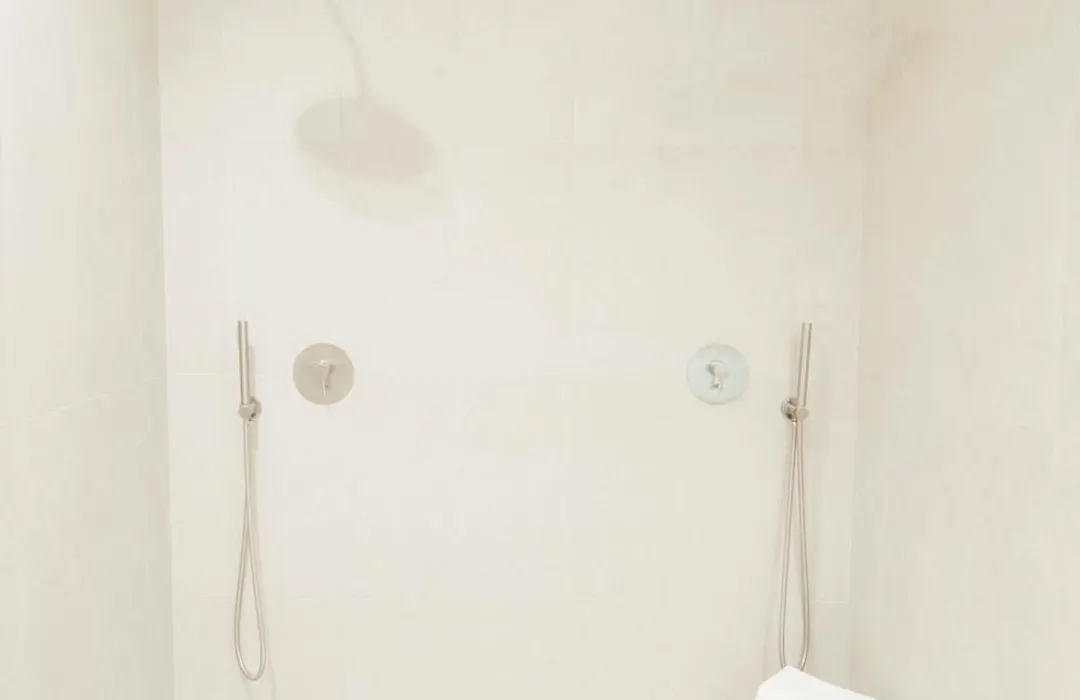 Zefiro - Saffi Design Apartments - Ambrogiohost-1