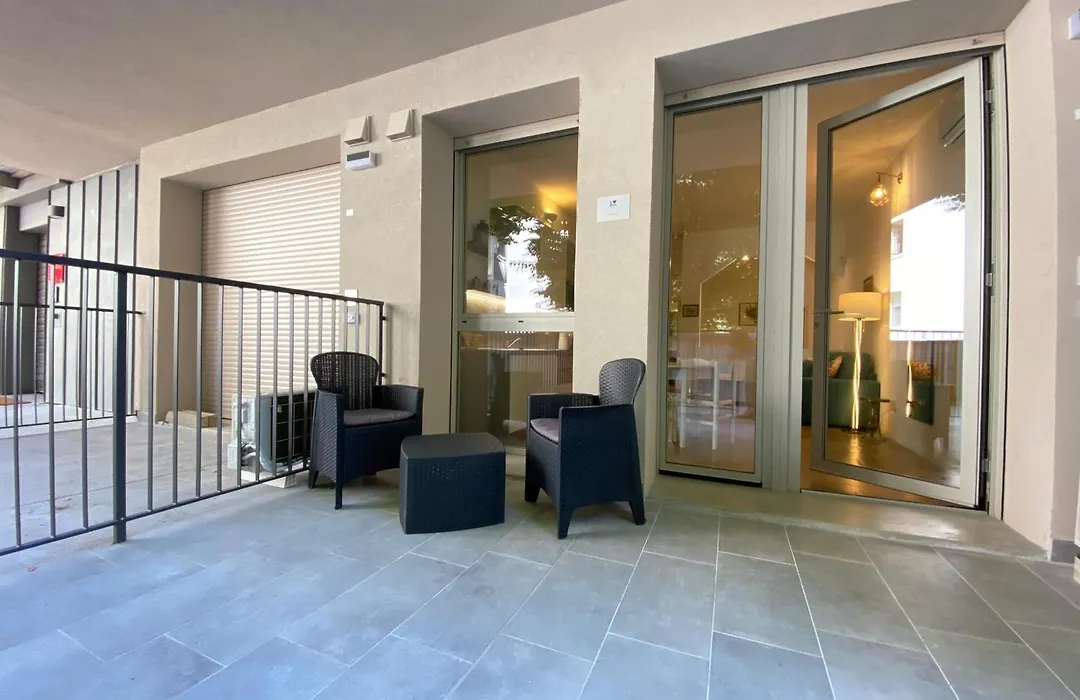 Urban Nest Terrace Suite-1