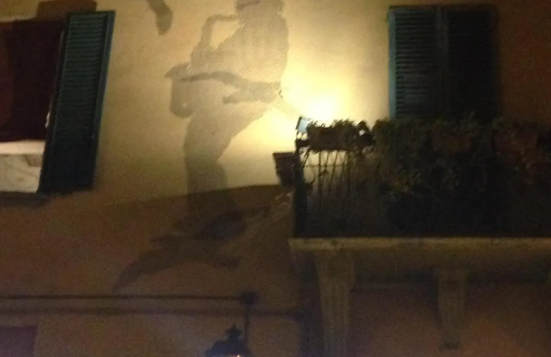 Piccolo monolocale a due passi da Piazza Maggiore-1