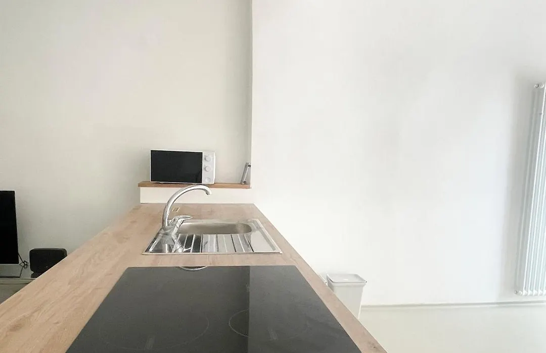 Casa Mondrian - Ambrogio Host-1