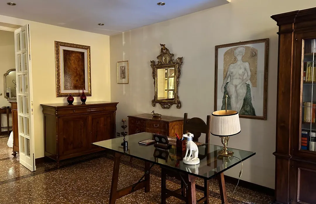 Bologna Medieval Art Loft-1
