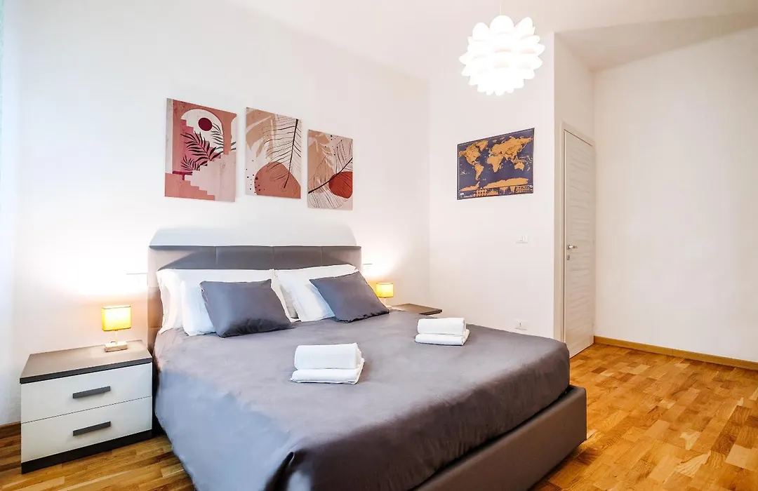 DiffeRent Home - Parcheggio privato-1