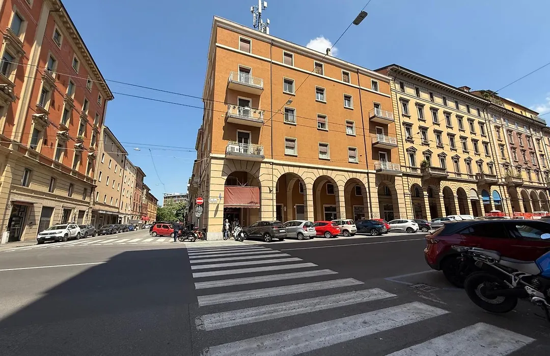 Bologna Central Station Apartment-1