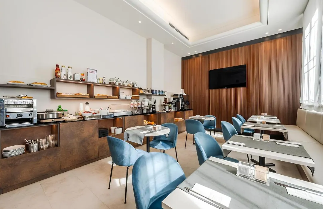 Astoria Boutique Apartments-1