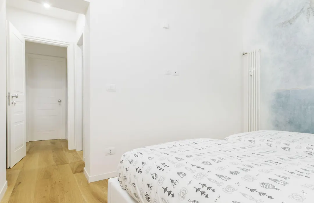 Getthekey San Vitale Apartment-1