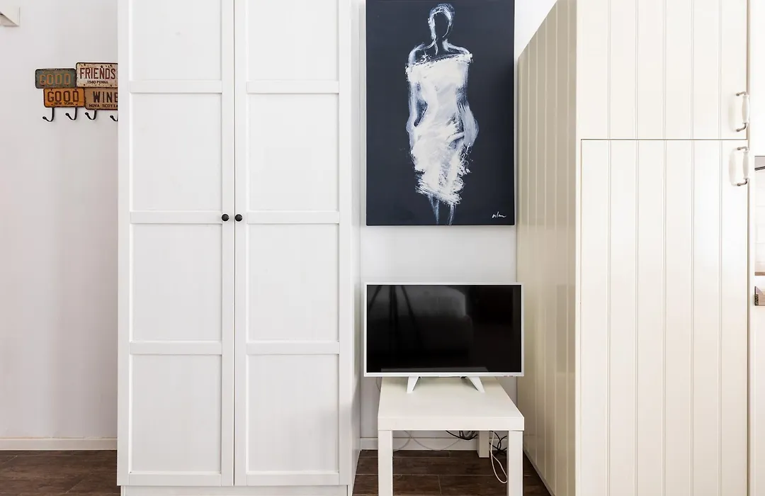 Largo Molina Studio I By Wonderful Italy-1