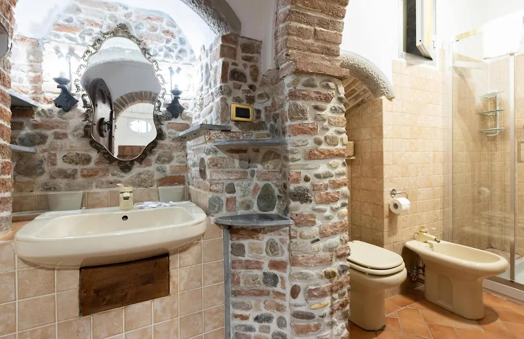 De'Gombruti, Bologna By Short Holidays-1