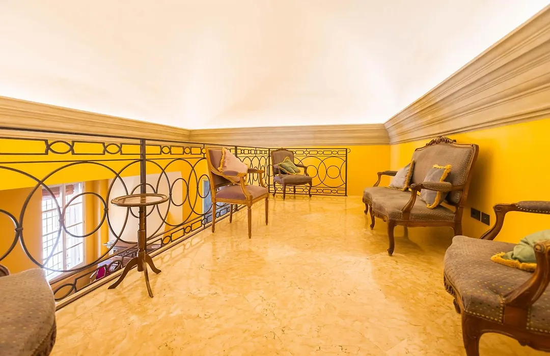 Tanari Palace - Exclusive-1
