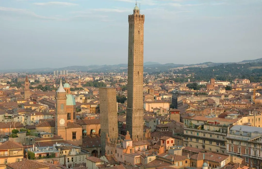 Aduepassidallafiera-1