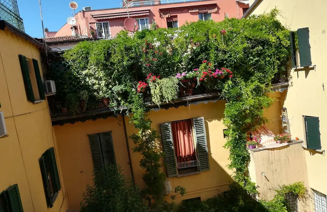 Casa Bertiera Bologna Centro-1
