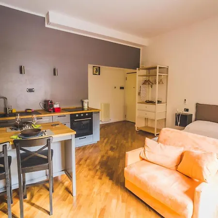 Getthekey S.Felice Suites-2