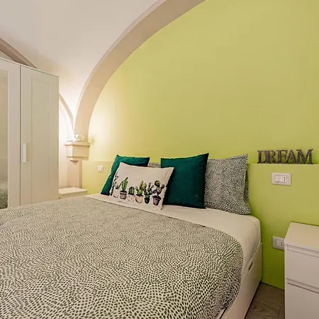 Realkasa Luxury S.Orsola Apartments-3