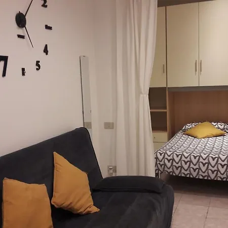 Bolognamania Apartments-Enjoy-2