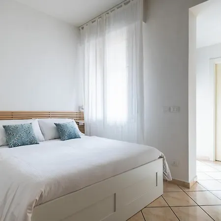 Delia'S Studios In The City Center By Wonderful Italy-2