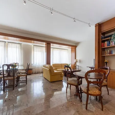 Getthekey Silvani Apartment-2