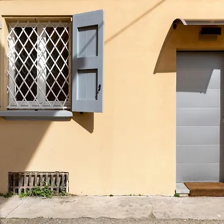 Modern studio in Borgo Panigale by Wonderful Italy-2