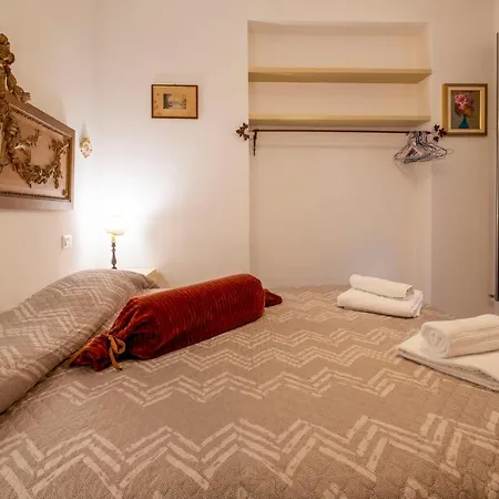 GetTheKey S.Stefano Apartment-3