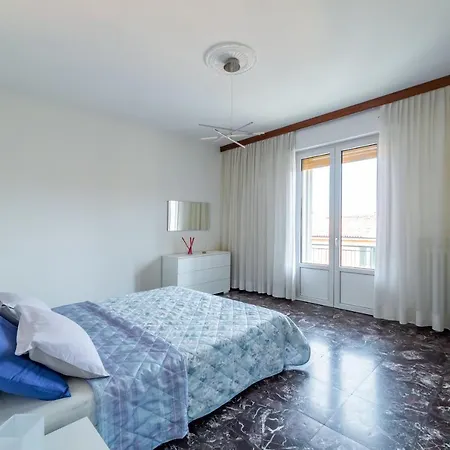 Ospedale Sant'Orsola Pizzardi White Apartment-2