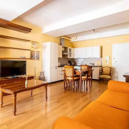 Deliziosa Casa nel Centro di Bologna Palazzo Storico Zambeccari-3