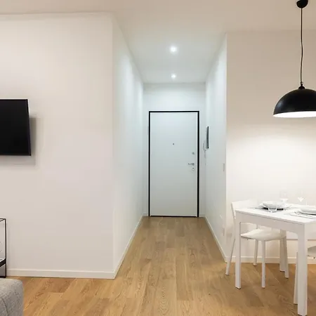 Just Urban Stays - Design Apartment In The Heart Of Bologna-2