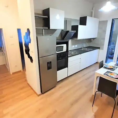 Fiera Station Apartment-3