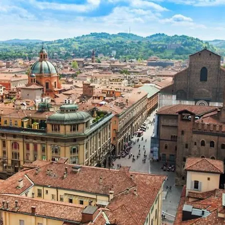 Apartment Isaia - 10 minutes from Piazza Maggiore-3