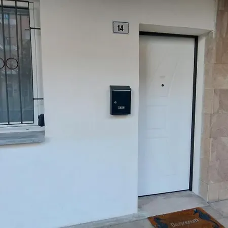Piazza La Veneta New very close to the Center University&HSOrsola-2