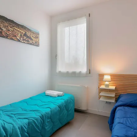 West Side Bologna Apartment By Lesdomus-2