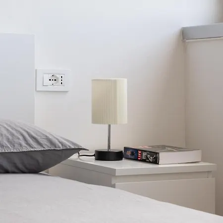Paolo Fabbri Apartment-3