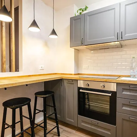 Malcontenti Home-3