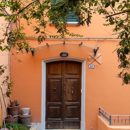 Capo di Lucca White Apartments by Wonderful Italy-2