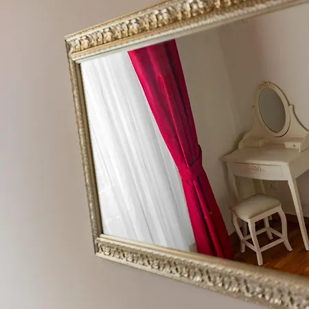 La Casa Magenta By Wonderful Italy-3