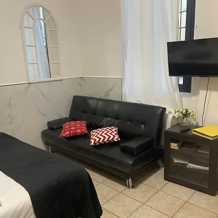 1-Tourist House Bologna-Cefalonia - Self Check-In-2
