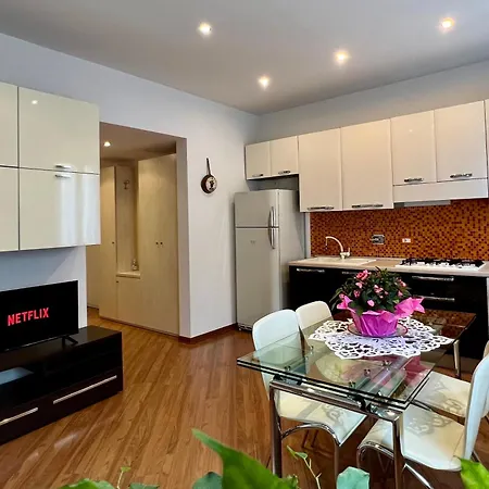Charming apartment near Saragozza Bologna-2