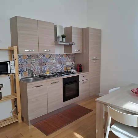 Bolognamania Apartments-Happy-2