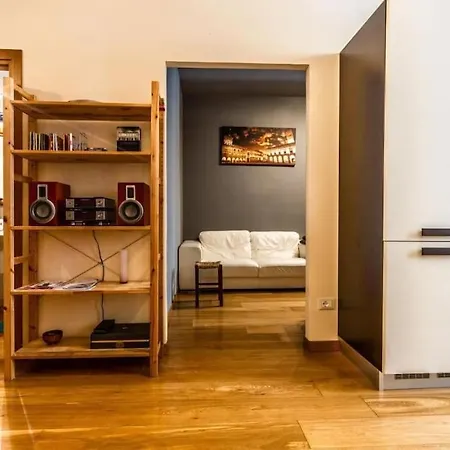 Casa Riva Romance-3