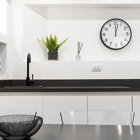 Lilli House - Suite In The Heart Of Bologna-3