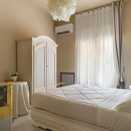 Beauty Case Intimate, Quiet And Central Apartment-3